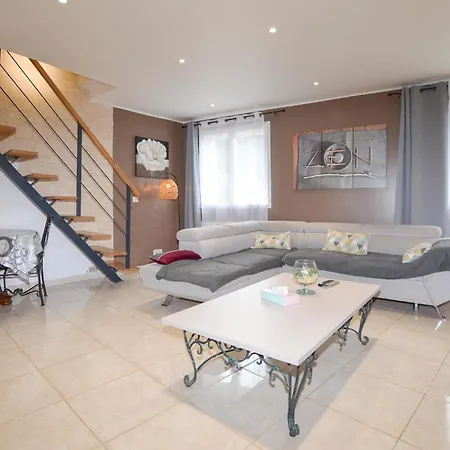 Holiday home Beautiful In With Sauna